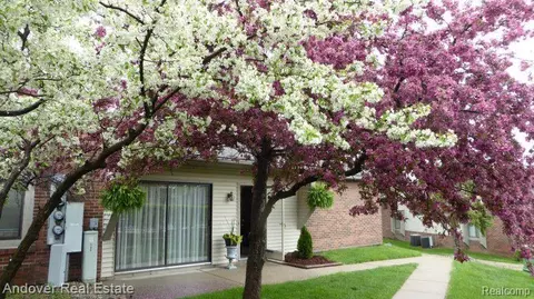 434 Water Tower Cir, Brighton, MI 48116