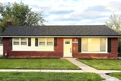 20560 Mansfield St, Detroit, MI 48235