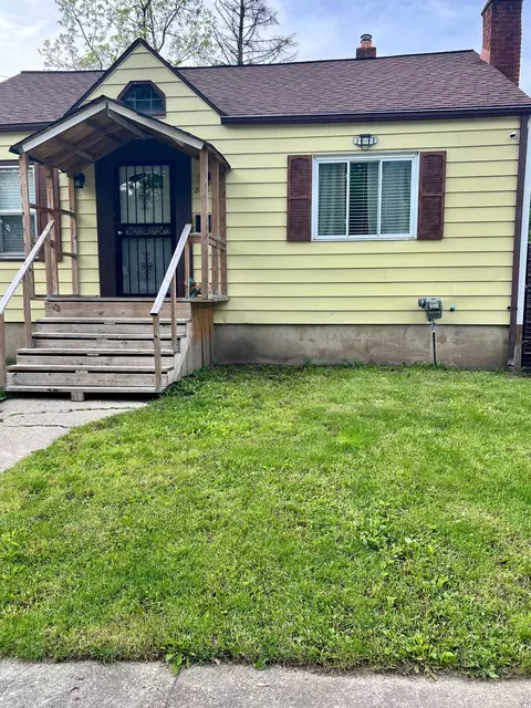 840 Bloor Ave, Flint, MI 48507