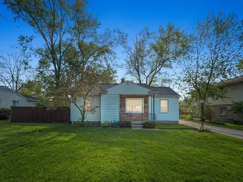 30130 Brentwood St, Southfield, MI 48076