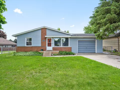 30941 7 Mile Rd, Livonia, MI 48152