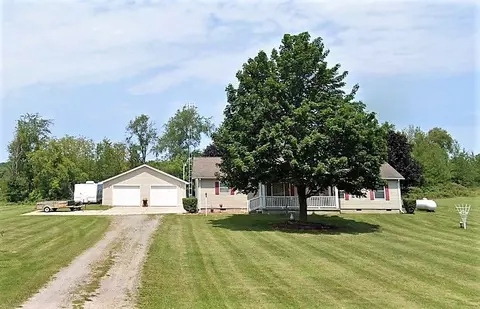 78 W Barnes Rd, Watertown, MI 48435
