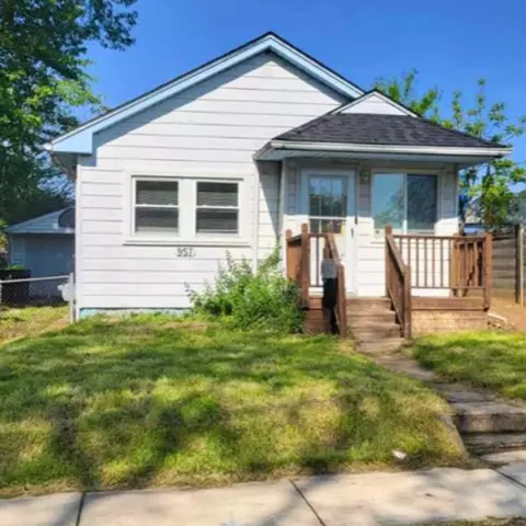 957 Kenilworth Ave, Pontiac, MI 48340