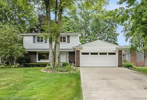 2843 Wareing, Lake Orion, MI 48360