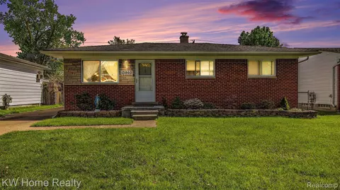 13860 Brainbridge Ave, Warren, MI 48089