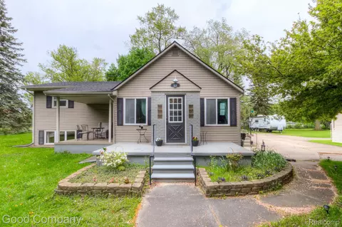 3119 S Adams Rd, Rochester Hills, MI 48309