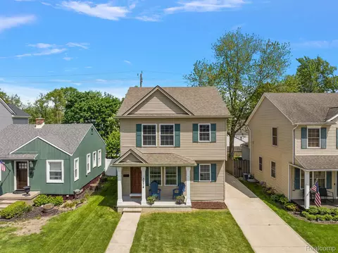 3974 Buckingham Ave, Berkley, MI 48072