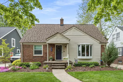 4315 Robinwood Ave, Royal Oak, MI 48073