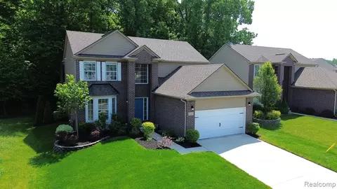 13401 Stamford Rd, Belleville, MI 48111