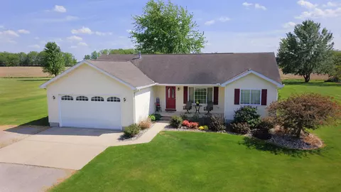 7481 Reid Rd, Swartz Creek, MI 48473