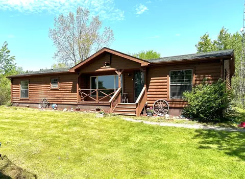 6725 Townsend Rd, Sanilac, MI 48401