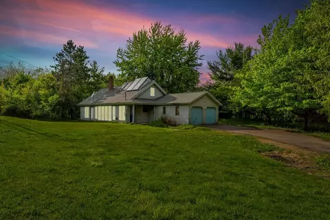 10688 Beardslee Rd, Woodhull, MI 48872