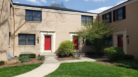 1954 Graefield Rd, Birmingham, MI 48009