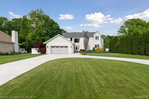44177 Harmony Ln, Belleville, MI 48111