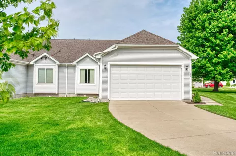 232 Aberdeen, Flushing, MI 48433