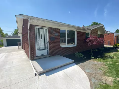29831 Oakley St, Livonia, MI 48154