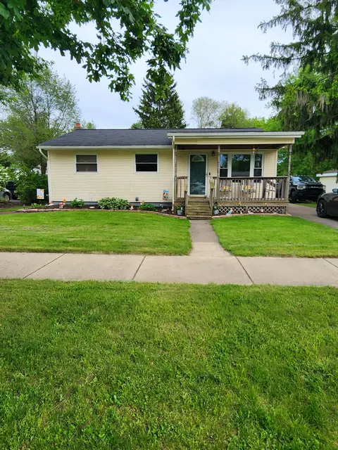 510 E Frank St, Fowlerville, MI 48836