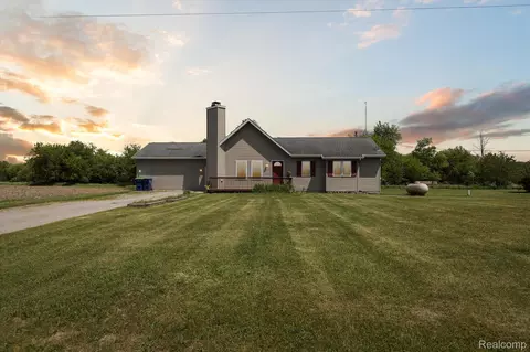 1981 S Gleaner Rd, Thomas, MI 48609