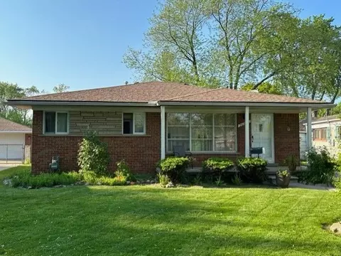 26830 Baldwin St, Dearborn Heights, MI 48127
