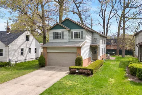 922 Symes Ave, Royal Oak, MI 48067