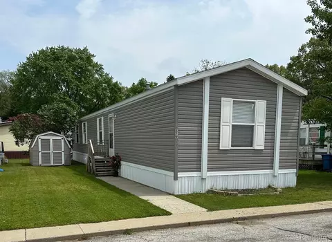 1579 June Ave, Allegan, MI 49010
