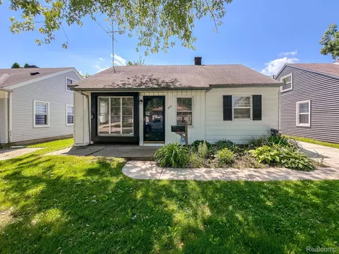 1918 Annabelle St, Ferndale, MI 48220
