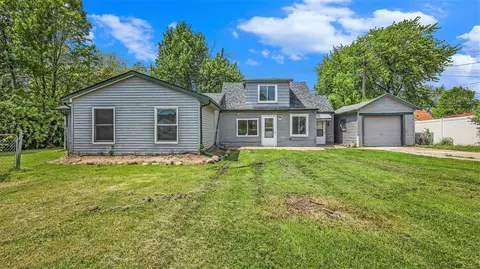 26425 Pattow St, Roseville, MI 48066