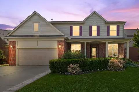 49658 Whitehall, Shelby Township, MI 48317