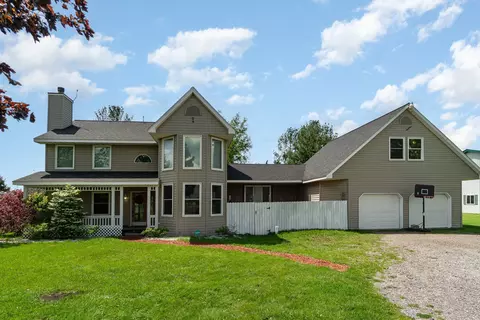 11326 Mckeighan Rd, Saint Charles, MI 48655