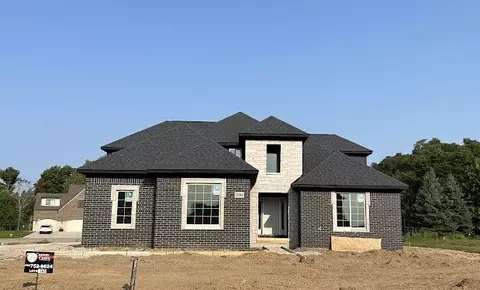 35589 Addison Dr, New Baltimore, MI 48047