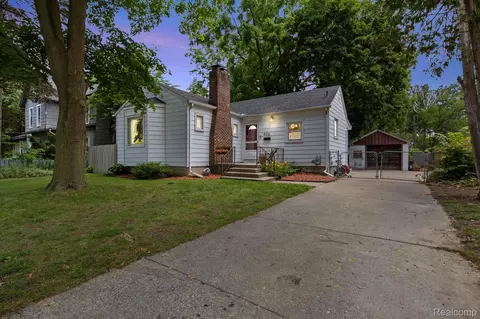 624 N Prospect Rd, Ypsilanti, MI 48198