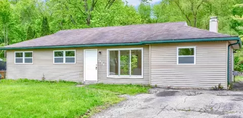 1859 Henbert Rd, West Bloomfield, MI 48324