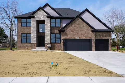 47227 Schoenherr Rd, Shelby Township, MI 48315