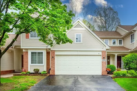 6346 Pembrook Dr, Westland, MI 48185