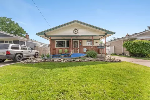 7607 Clippert St, Taylor, MI 48180