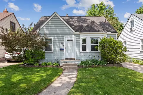 24800 Union St, Dearborn, MI 48124