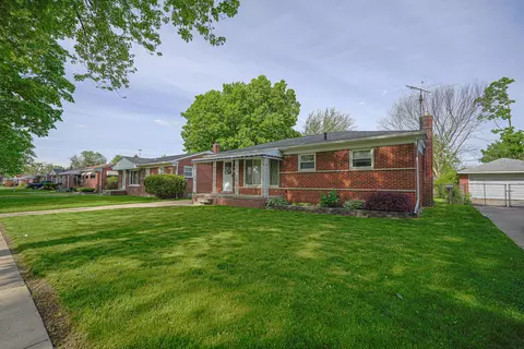 22002 Karam, Warren, MI 48091