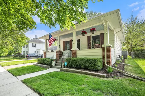 74 Smith St, Mount Clemens, MI 48043