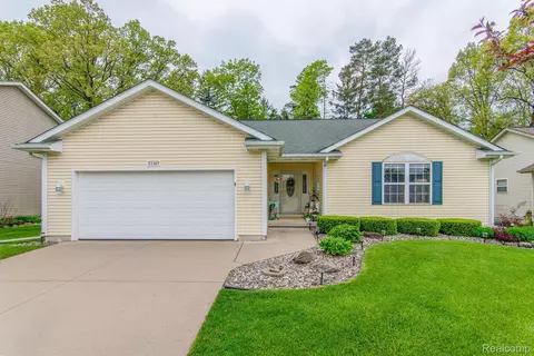 11367 Autumn Breeze Trl, Vienna, MI 48420