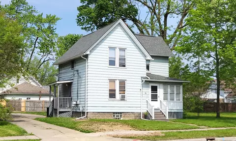 33 Southbound Gratiot, Mount Clemens, MI 48043