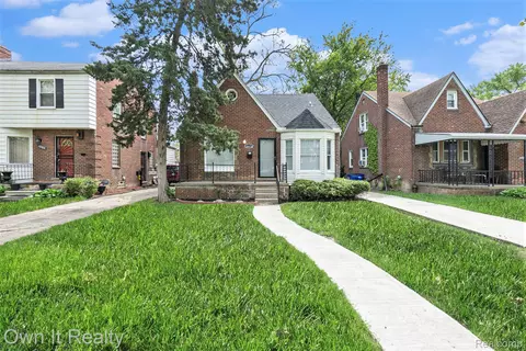18476 Ardmore St, Detroit, MI 48235