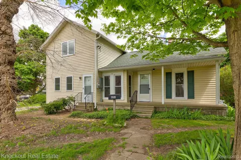 812 N Mill St, Clio, MI 48420