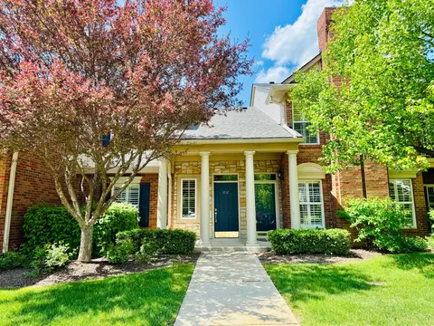 3512 Tremonte Cir S 26 Cir S, Oakland, MI 48306
