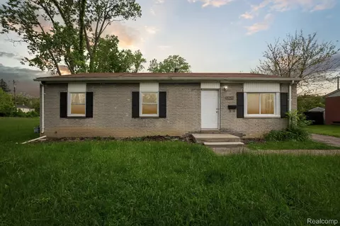 3626 Harriet St, Inkster, MI 48141