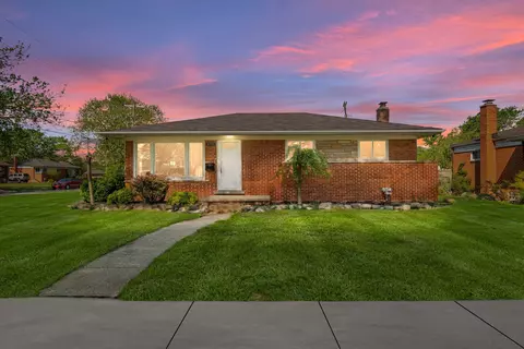 35511 Lucerne St, Clinton Township, MI 48035
