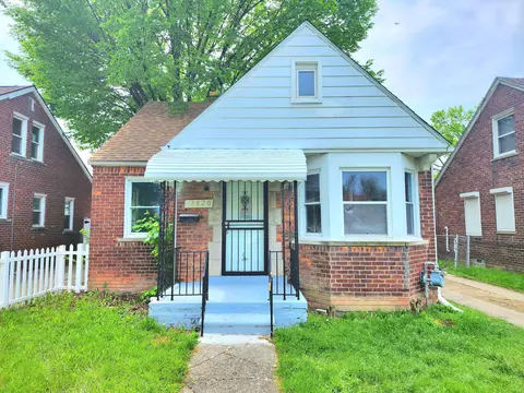 13820 Eastburn St, Detroit, MI 48205