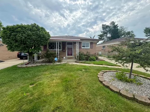27402 Townsend Ave, Warren, MI 48092