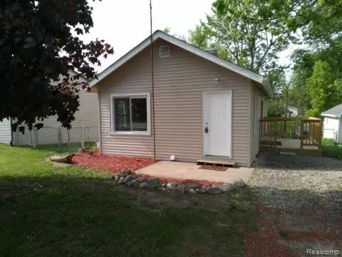 5488 Hammond Rd, Elba, MI 48446
