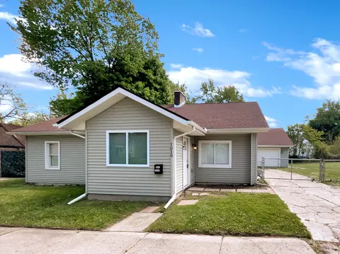 1019 Premont Ave, Waterford, MI 48328
