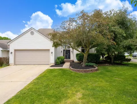 344 Woodland Dr, Saline, MI 48176